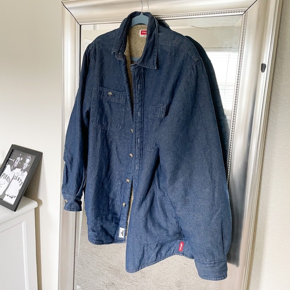 Wrangler Button Down - Picture 2 of 11